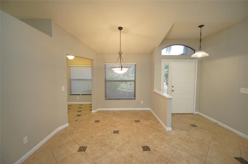 For Rent: $2,545 (3 beds, 2 baths, 2054 Square Feet)