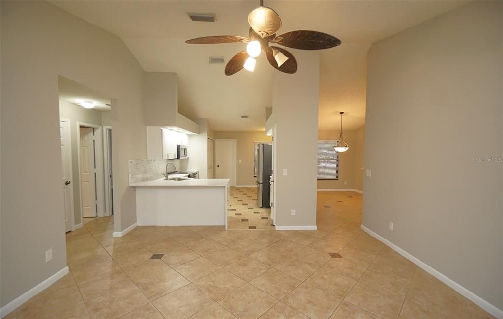For Rent: $2,545 (3 beds, 2 baths, 2054 Square Feet)
