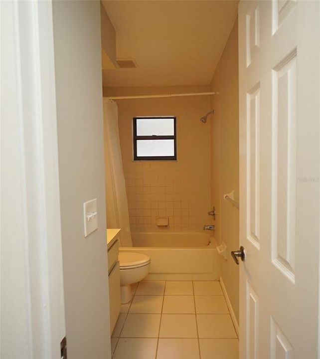 For Rent: $2,545 (3 beds, 2 baths, 2054 Square Feet)