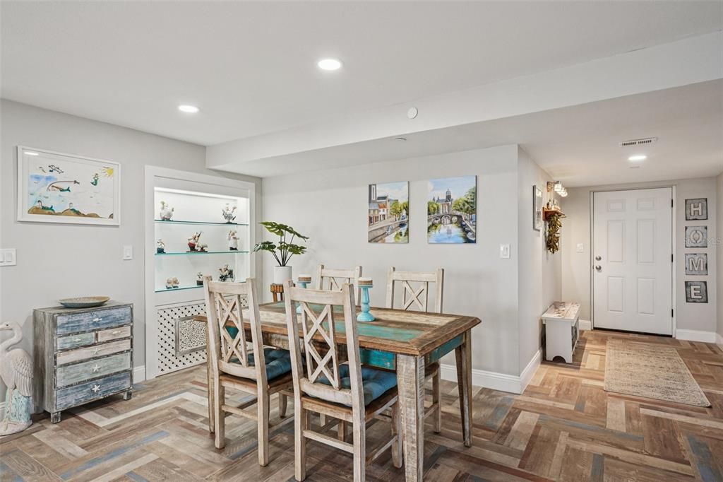 待售: $1,200,000 (3 贝兹, 2 浴室, 1625 平方英尺)