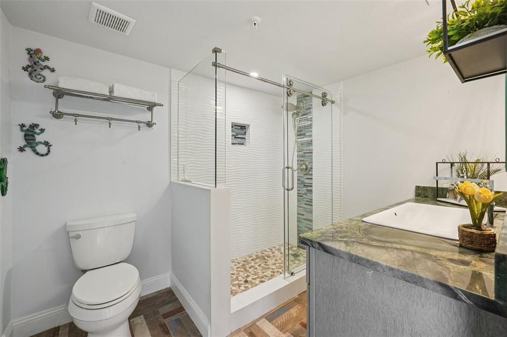 待售: $1,200,000 (3 贝兹, 2 浴室, 1625 平方英尺)