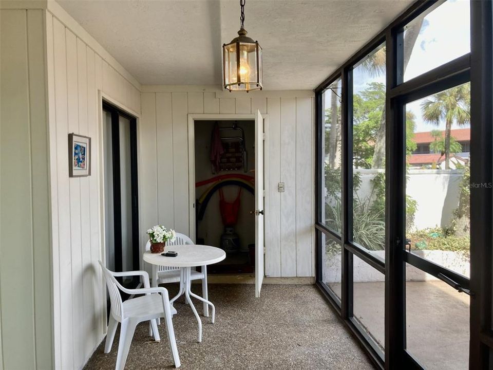 For Rent: $2,800 (2 beds, 2 baths, 1185 Square Feet)