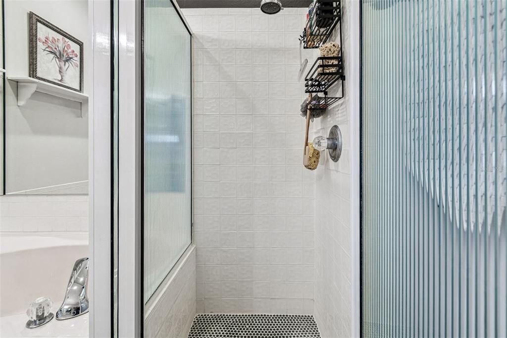 待售: $444,500 (3 贝兹, 2 浴室, 2048 平方英尺)