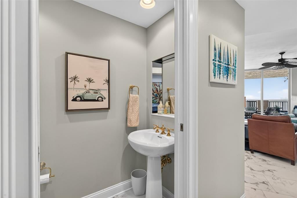 待售: $1,099,000 (3 贝兹, 2 浴室, 1944 平方英尺)