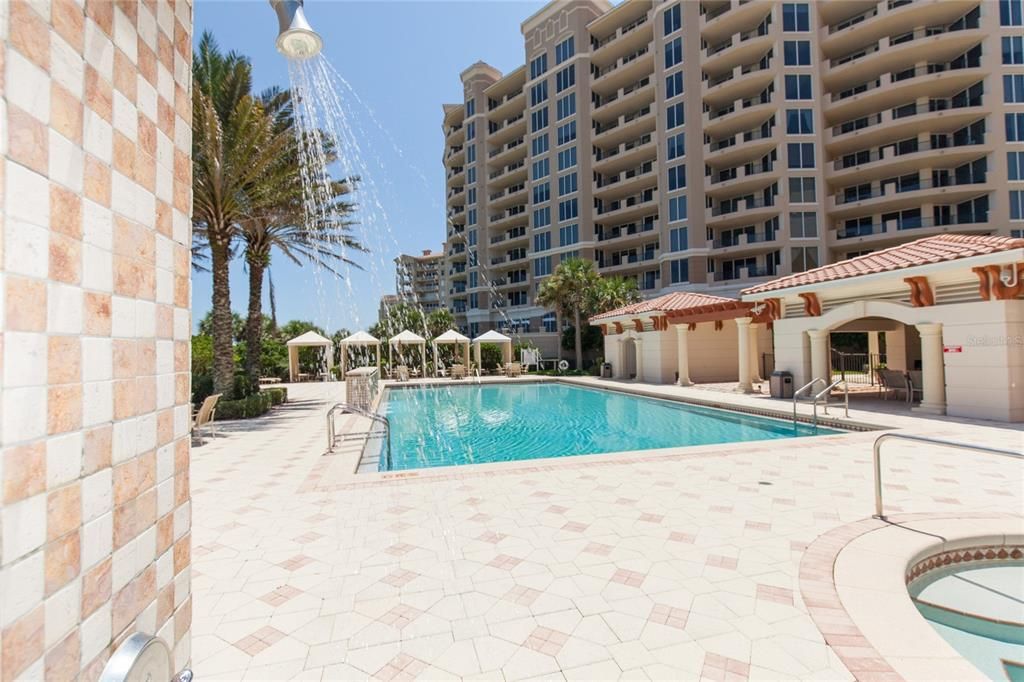 待售: $1,099,000 (3 贝兹, 2 浴室, 1944 平方英尺)