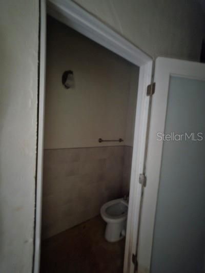 Active With Contract: $59,900 (3 beds, 2 baths, 2100 Square Feet)