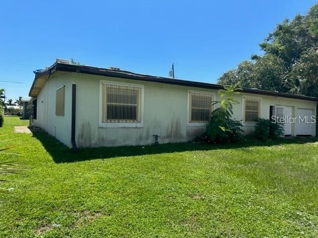 Active With Contract: $59,900 (3 beds, 2 baths, 2100 Square Feet)