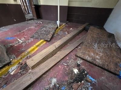 Active With Contract: $59,900 (3 beds, 2 baths, 2100 Square Feet)