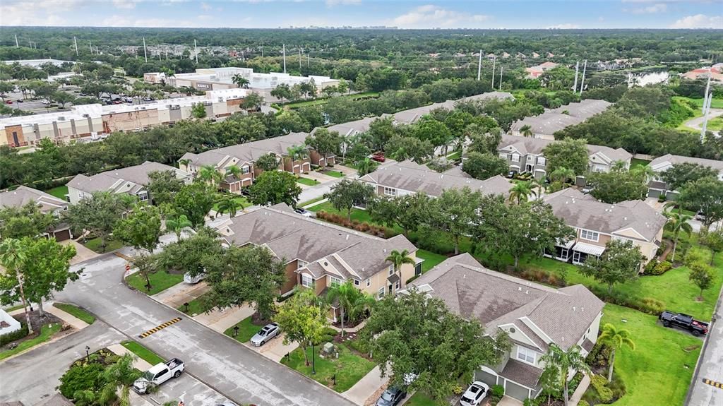 For Rent: $2,300 (3 beds, 2 baths, 1976 Square Feet)