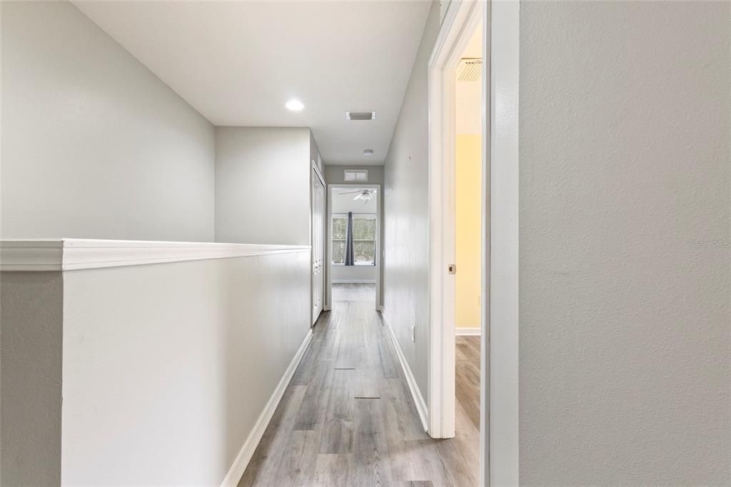 For Rent: $2,300 (3 beds, 2 baths, 1976 Square Feet)