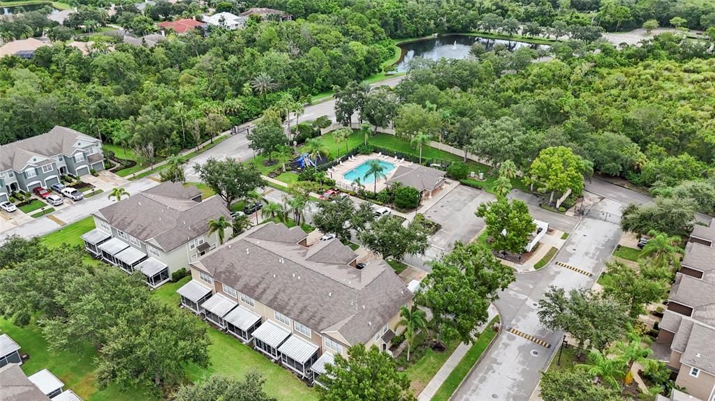 For Rent: $2,300 (3 beds, 2 baths, 1976 Square Feet)