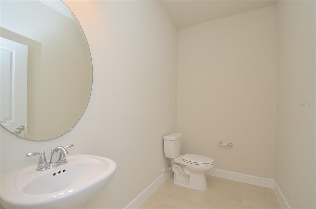 For Rent: $3,200 (4 beds, 3 baths, 2994 Square Feet)