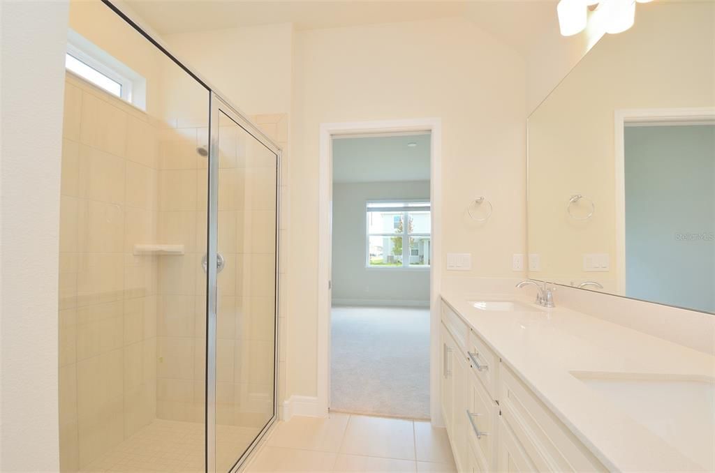 For Rent: $3,200 (4 beds, 3 baths, 2994 Square Feet)