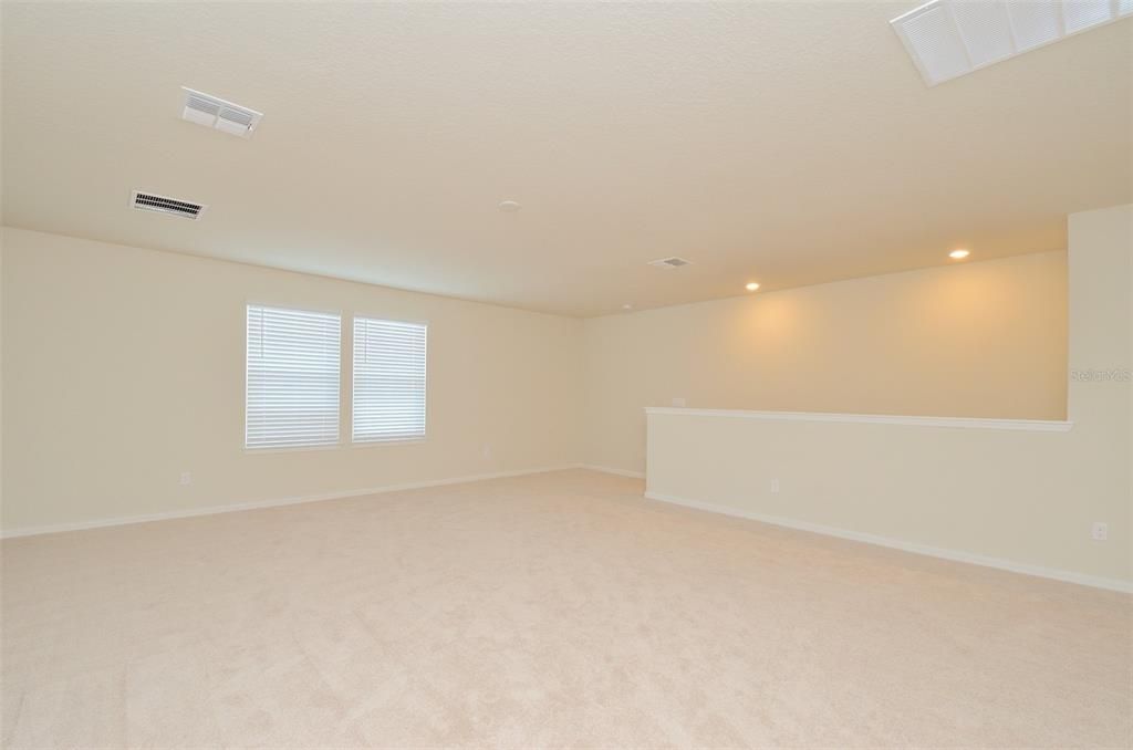 For Rent: $3,200 (4 beds, 3 baths, 2994 Square Feet)