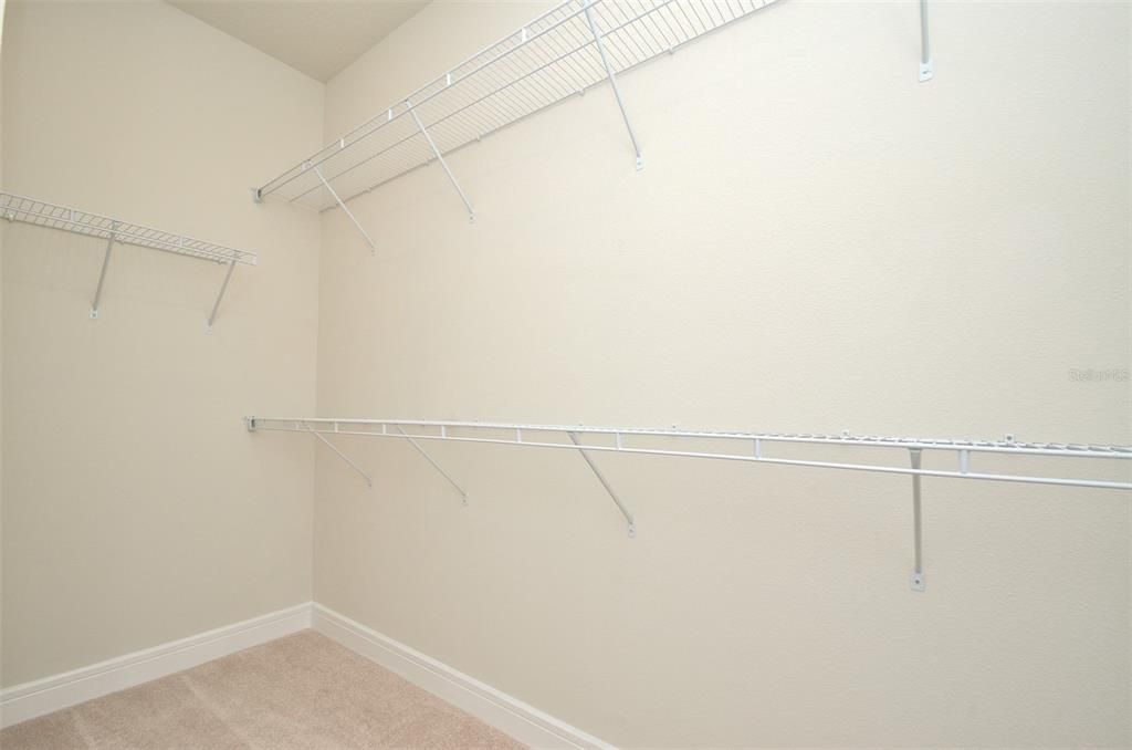 For Rent: $3,200 (4 beds, 3 baths, 2994 Square Feet)