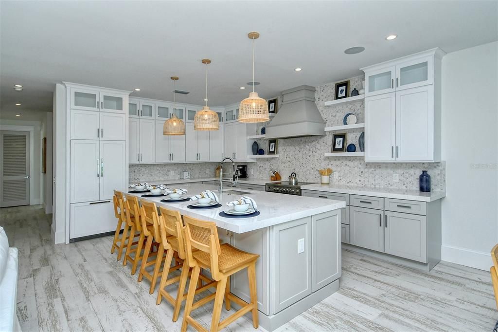 待售: $4,000,000 (7 贝兹, 7 浴室, 2821 平方英尺)