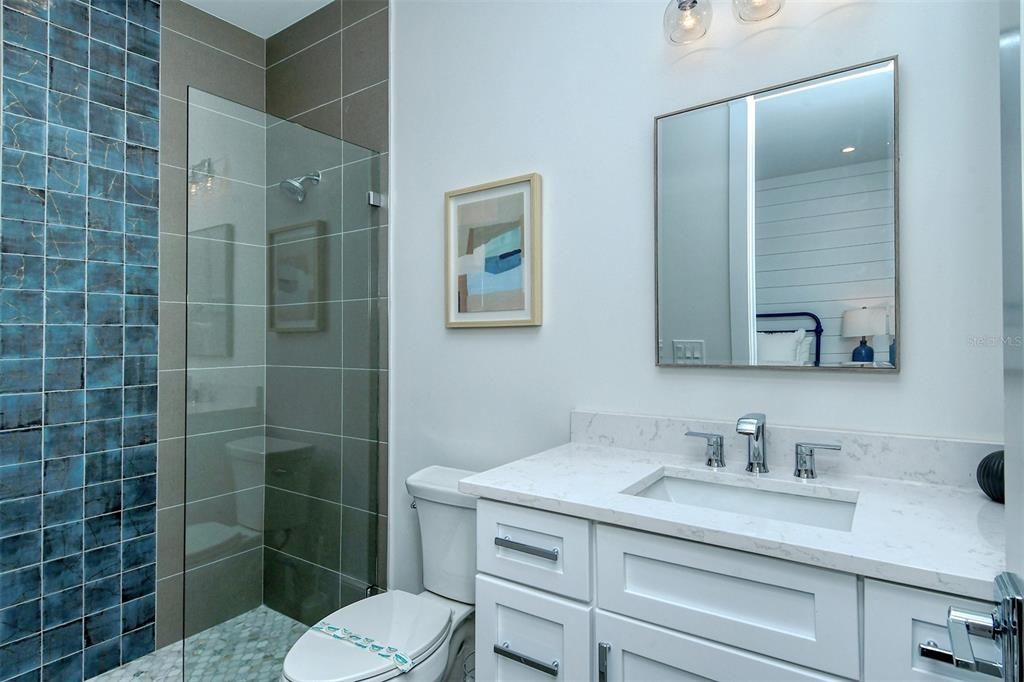 待售: $4,000,000 (7 贝兹, 7 浴室, 2821 平方英尺)