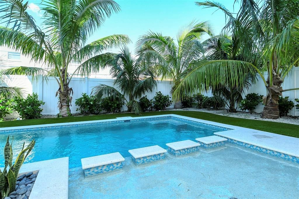 待售: $4,000,000 (7 贝兹, 7 浴室, 2821 平方英尺)