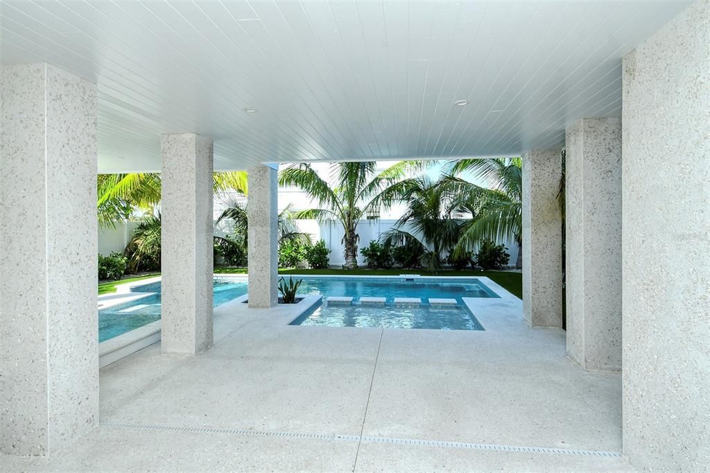 待售: $4,000,000 (7 贝兹, 7 浴室, 2821 平方英尺)