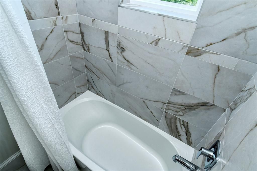 待售: $4,000,000 (7 贝兹, 7 浴室, 2821 平方英尺)