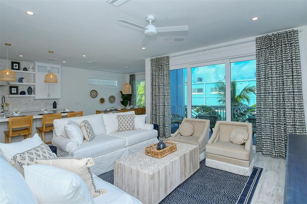 待售: $4,000,000 (7 贝兹, 7 浴室, 2821 平方英尺)