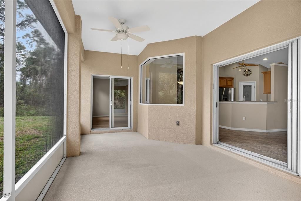 Active With Contract: $339,900 (3 beds, 2 baths, 1924 Square Feet)