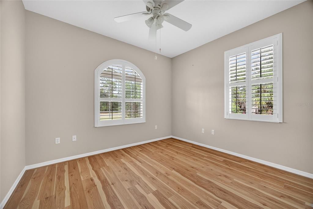 Active With Contract: $339,900 (3 beds, 2 baths, 1924 Square Feet)