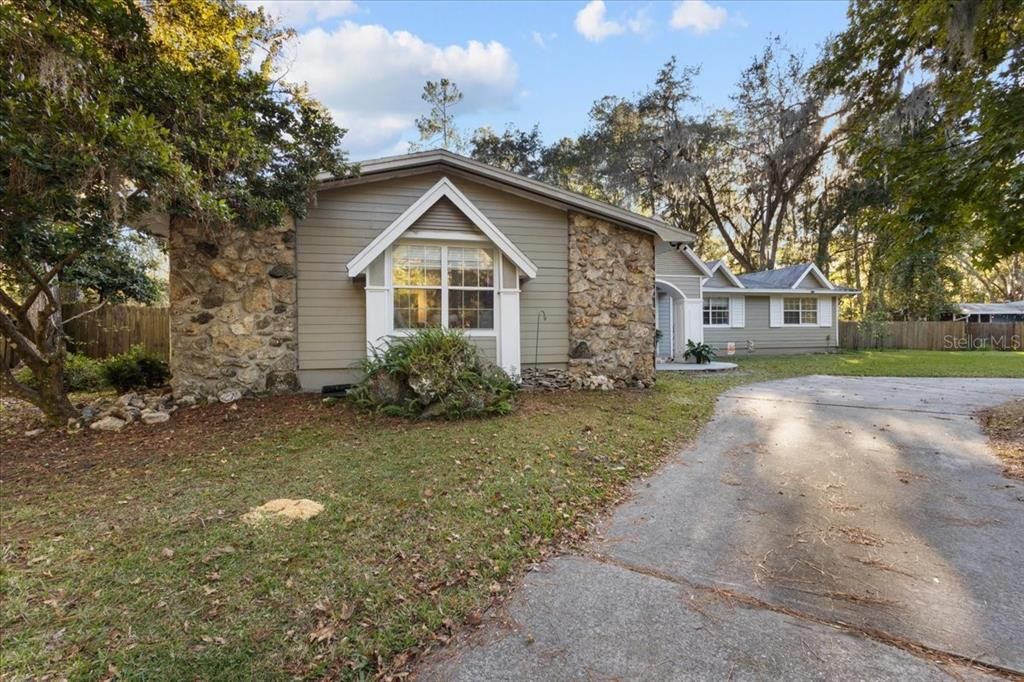 For Sale: $629,900 (4 beds, 3 baths, 3156 Square Feet)