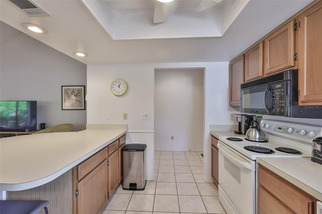 For Sale: $169,900 (2 beds, 2 baths, 1219 Square Feet)