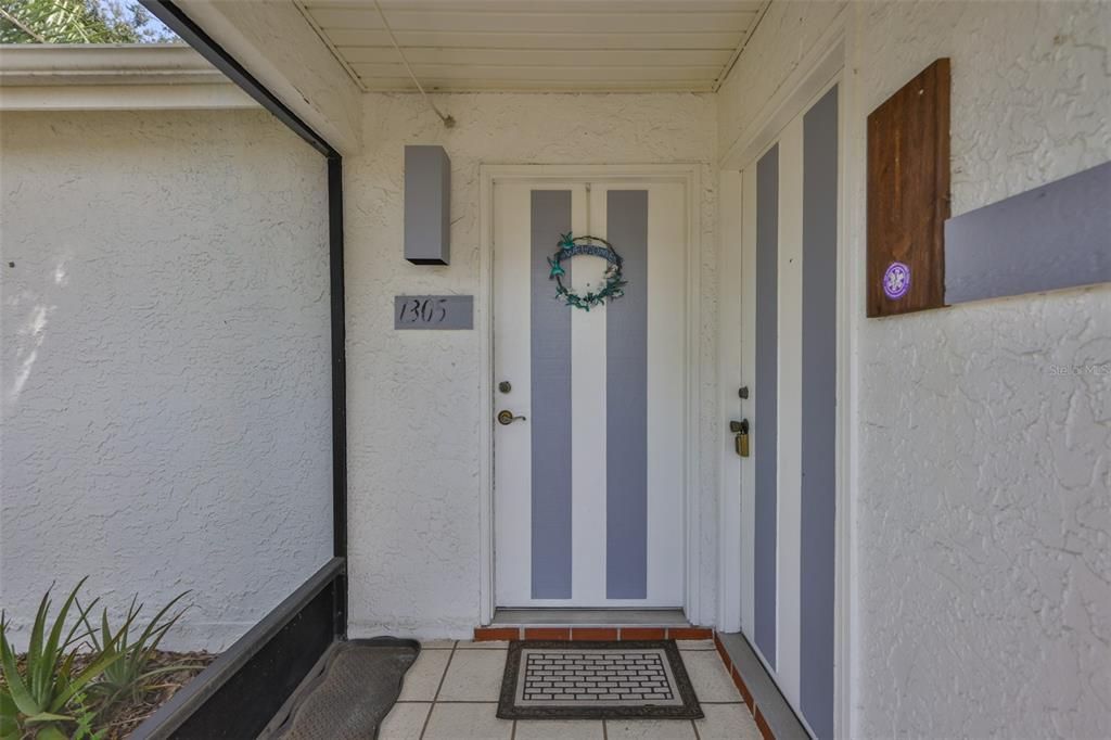 For Sale: $169,900 (2 beds, 2 baths, 1219 Square Feet)