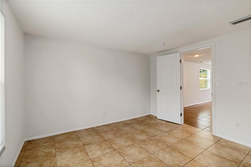 Active With Contract: $379,000 (6 beds, 0 baths, 1988 Square Feet)