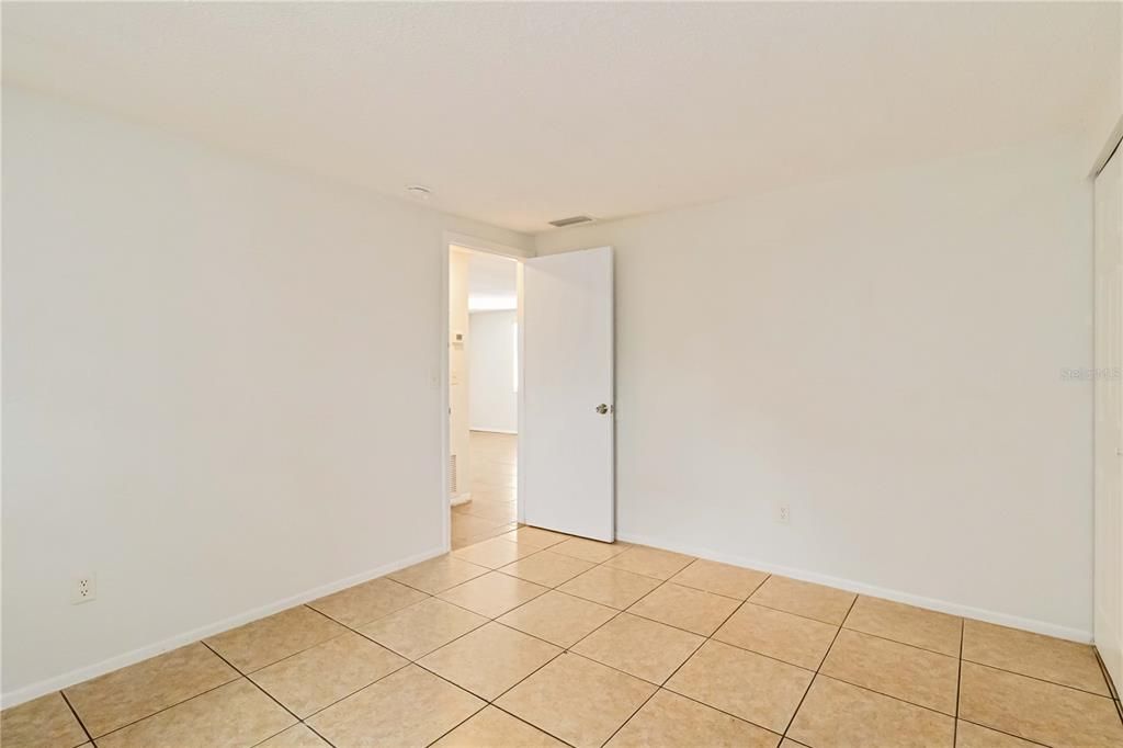 Active With Contract: $379,000 (6 beds, 0 baths, 1988 Square Feet)