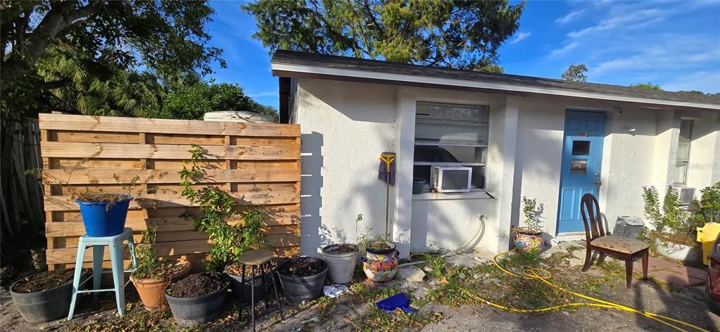 Active With Contract: $379,000 (6 beds, 0 baths, 1988 Square Feet)