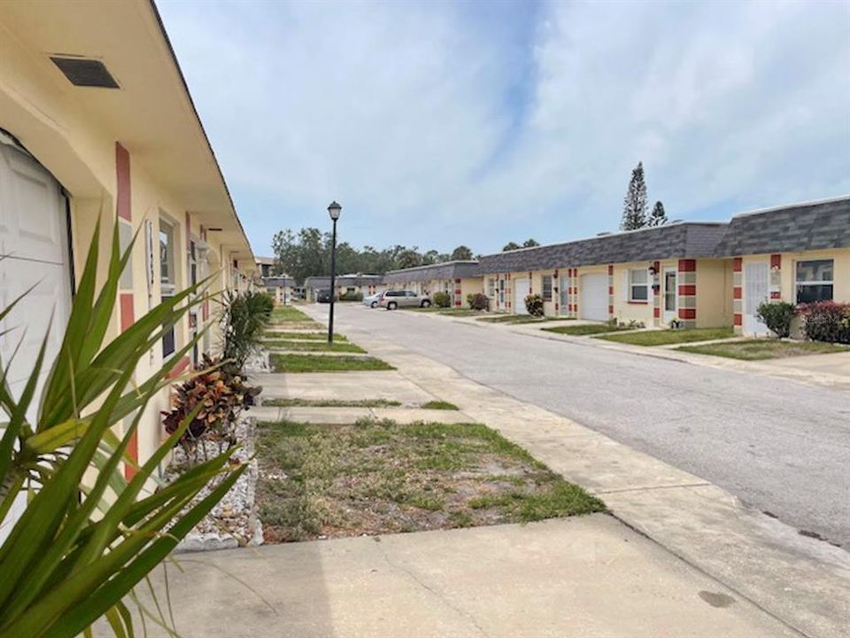 For Rent: $995 (2 beds, 1 baths, 722 Square Feet)