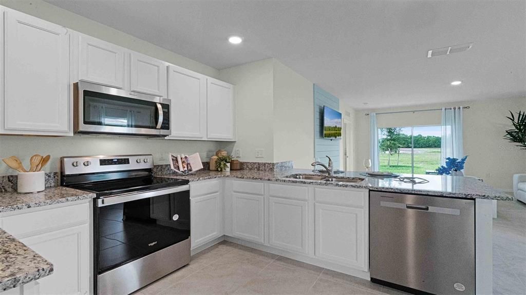 Active With Contract: $399,990 (3 beds, 2 baths, 1504 Square Feet)