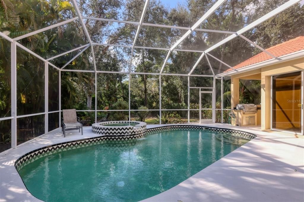 For Sale: $700,000 (3 beds, 3 baths, 2274 Square Feet)