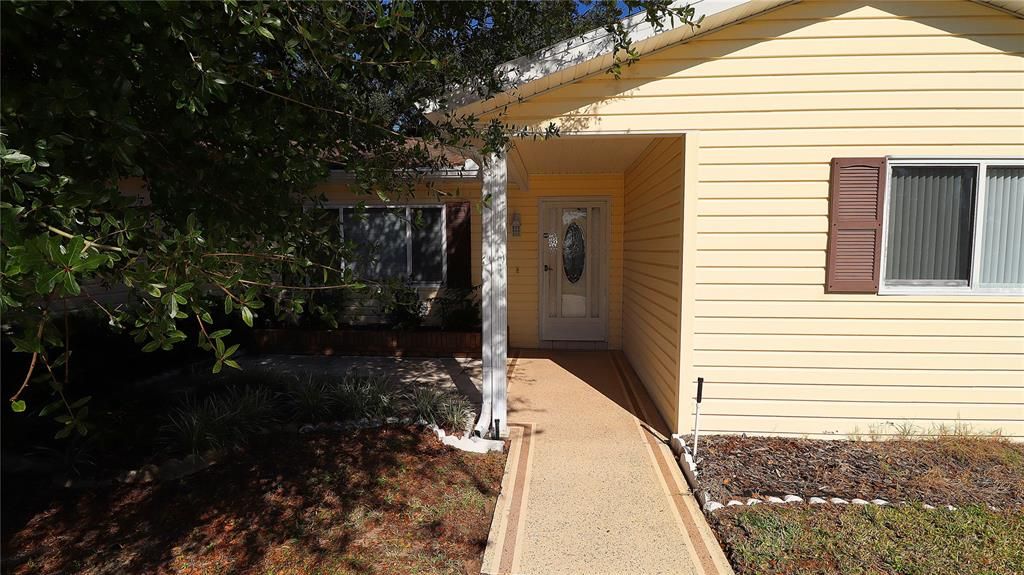 待售: $199,900 (2 贝兹, 2 浴室, 1450 平方英尺)