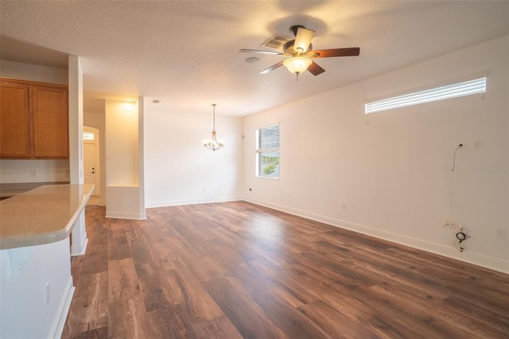 For Rent: $2,190 (4 beds, 3 baths, 2112 Square Feet)