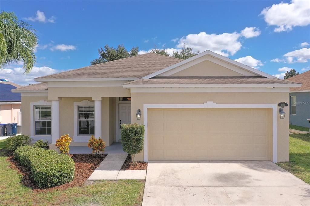 For Rent: $2,190 (4 beds, 3 baths, 2112 Square Feet)