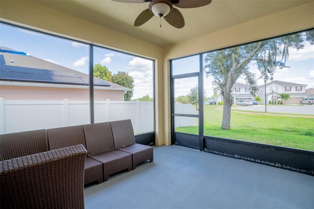 For Rent: $2,190 (4 beds, 3 baths, 2112 Square Feet)