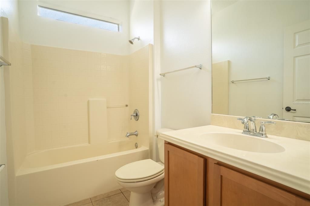 For Rent: $2,190 (4 beds, 3 baths, 2112 Square Feet)