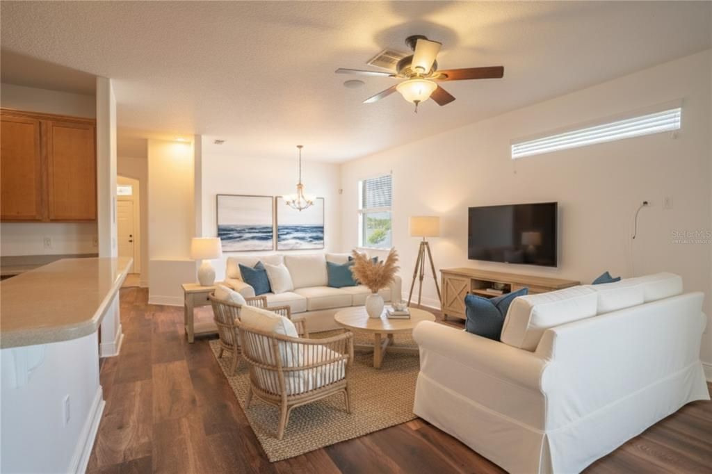 For Rent: $2,190 (4 beds, 3 baths, 2112 Square Feet)