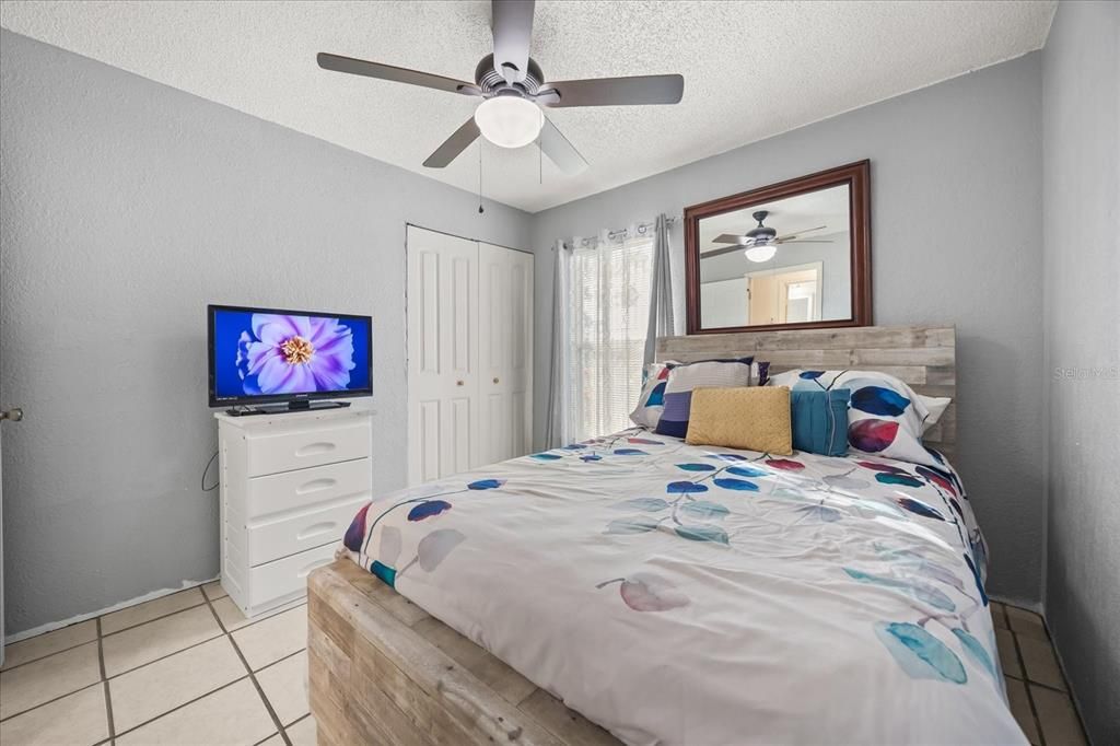 For Sale: $269,900 (3 beds, 2 baths, 1250 Square Feet)