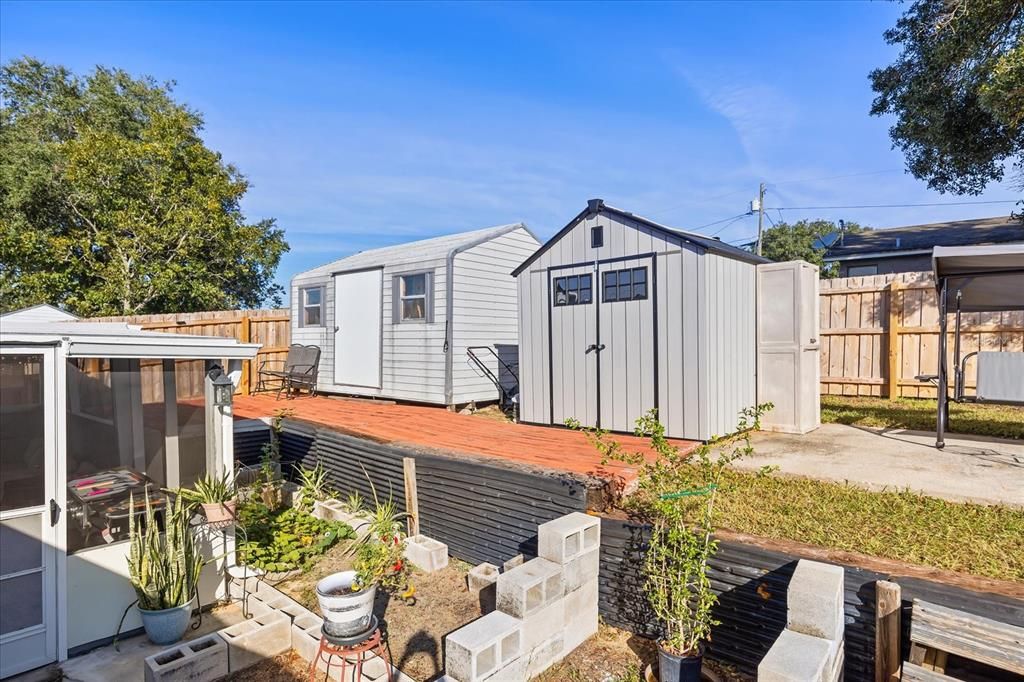 For Sale: $269,900 (3 beds, 2 baths, 1250 Square Feet)