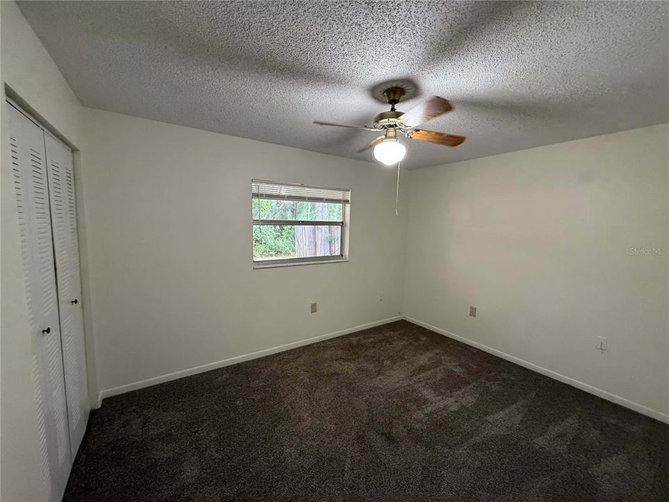 Active With Contract: $1,800 (2 beds, 2 baths, 1000 Square Feet)