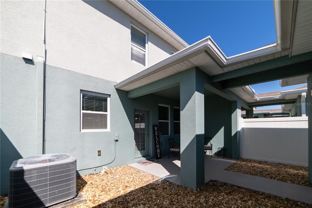 На продажу: $339,000 (4 спален, 2 ванн, 1876 Квадратных фут)