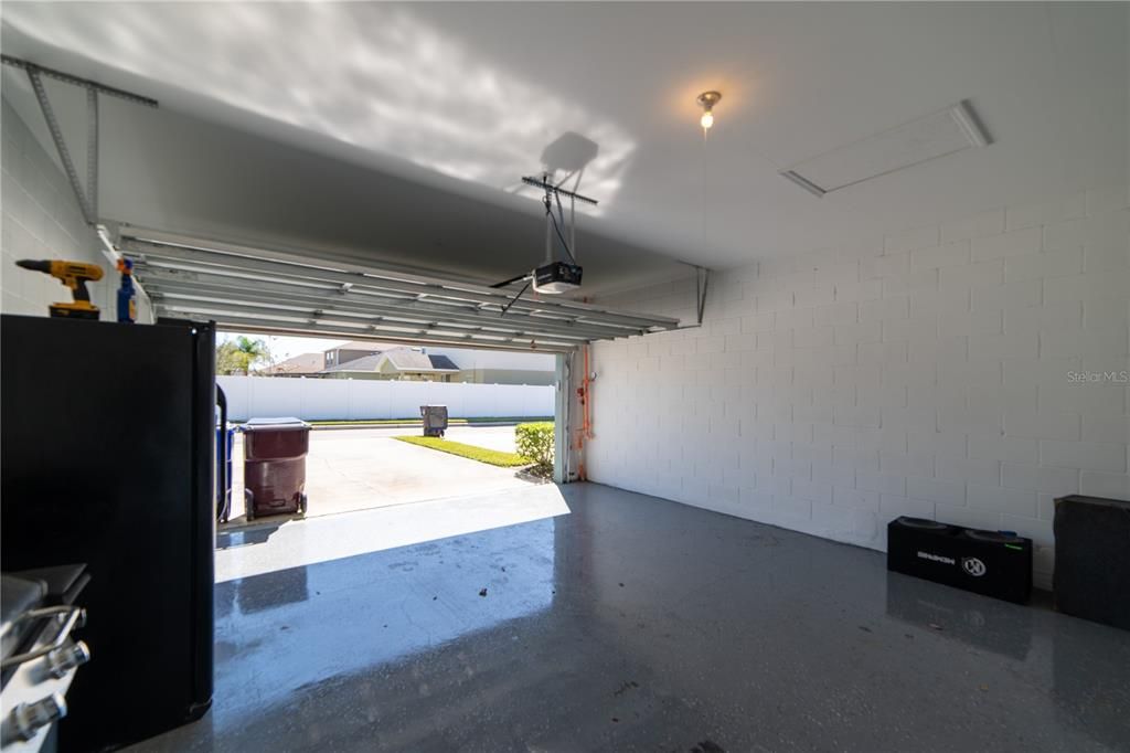 На продажу: $339,000 (4 спален, 2 ванн, 1876 Квадратных фут)