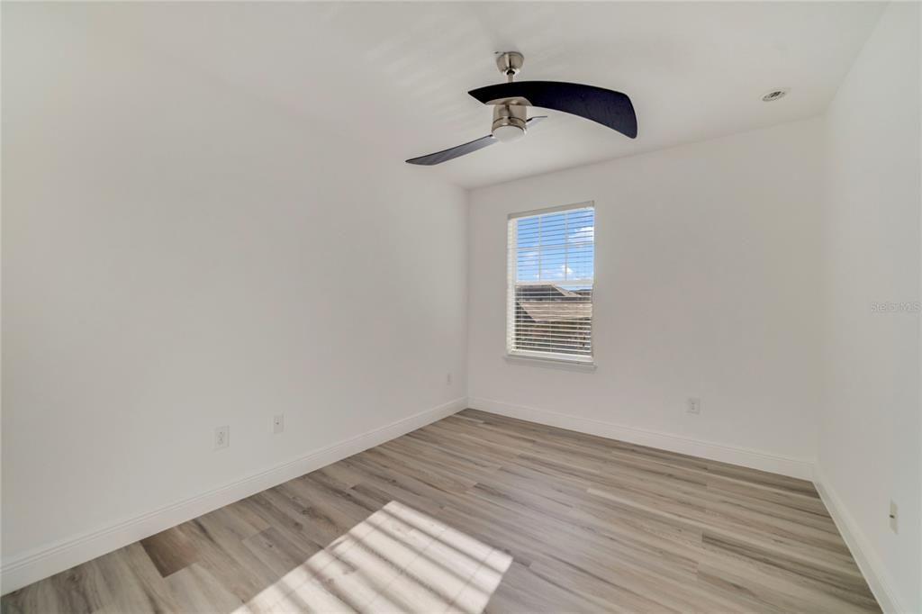 For Sale: $440,000 (3 beds, 2 baths, 1948 Square Feet)