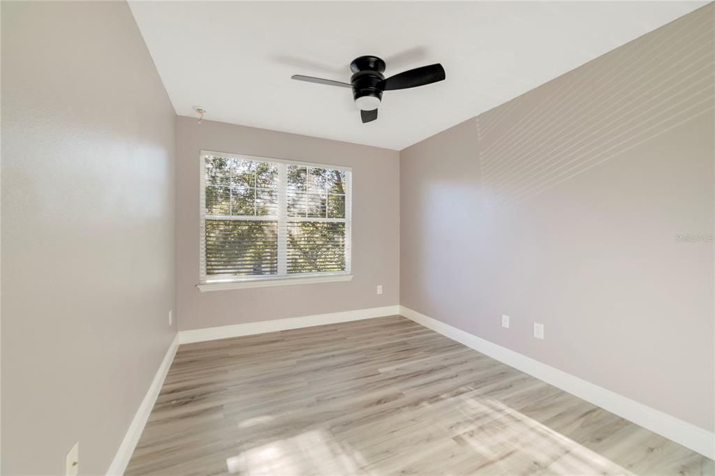 For Sale: $440,000 (3 beds, 2 baths, 1948 Square Feet)