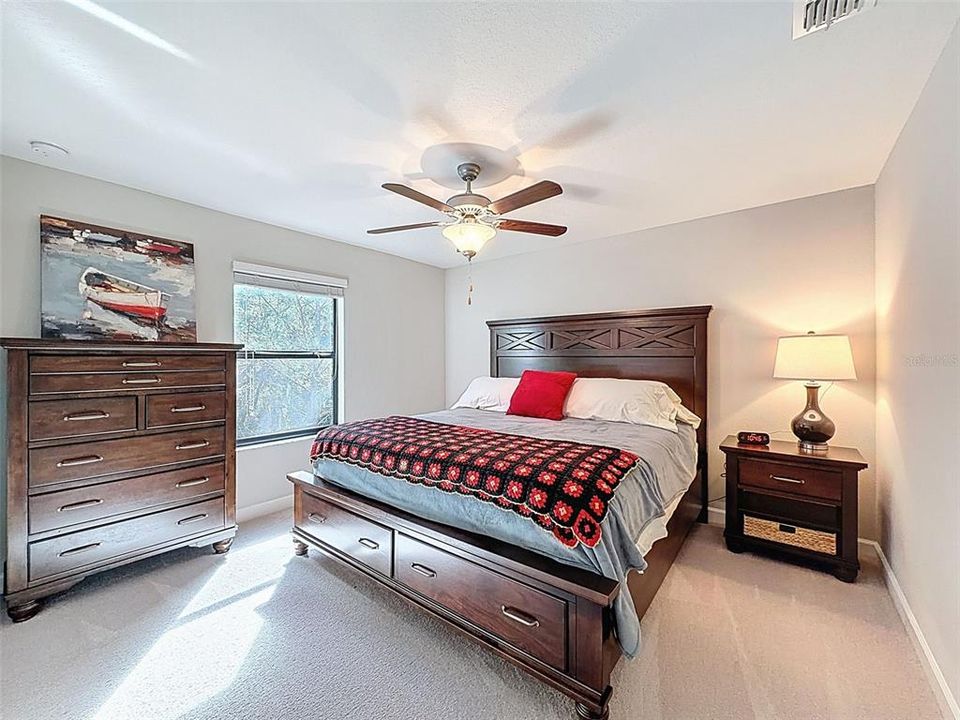 На продажу: $380,000 (4 спален, 2 ванн, 2466 Квадратных фут)